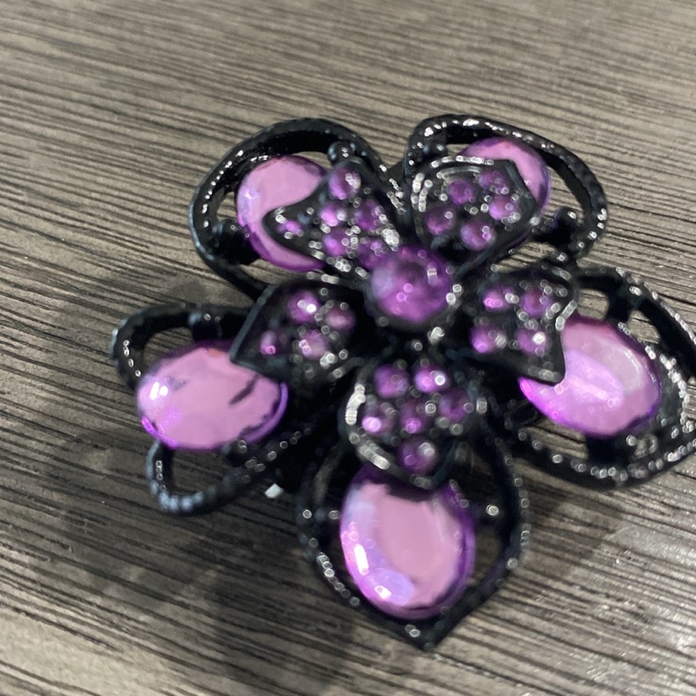 Purple Stones Black Flower Stretch Band Ring New - Picture 10 of 10